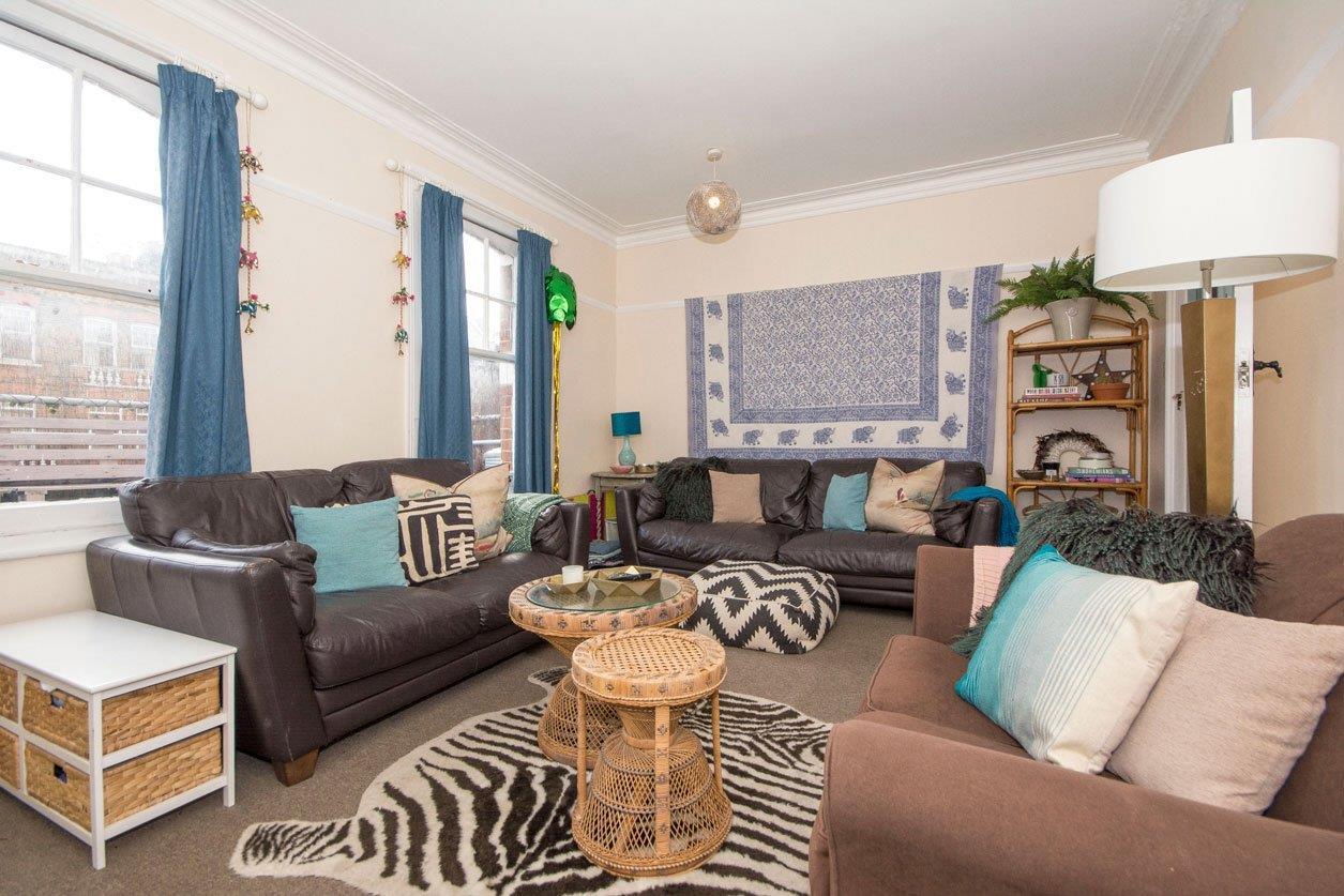 Property Image 452c44d8-586e-48d6-8889-45c776b4840a
