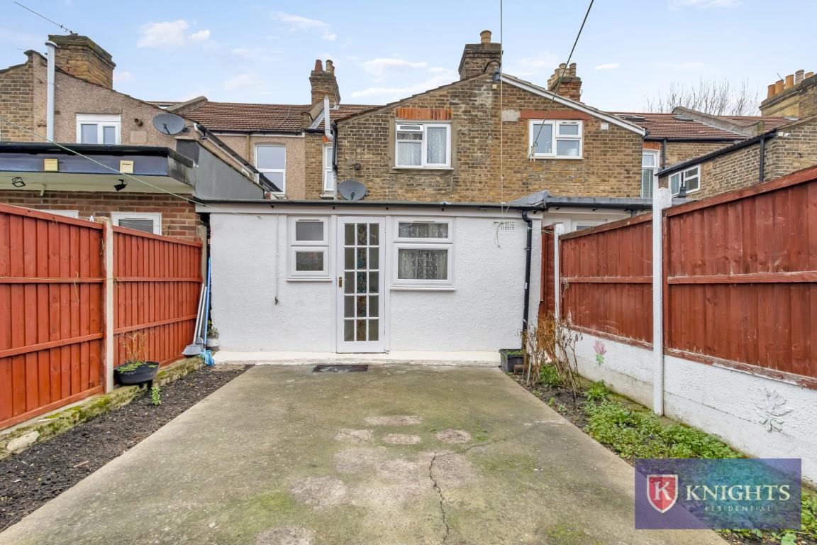 Property Image 453e328c-3f97-421b-be27-c96c4d67836d