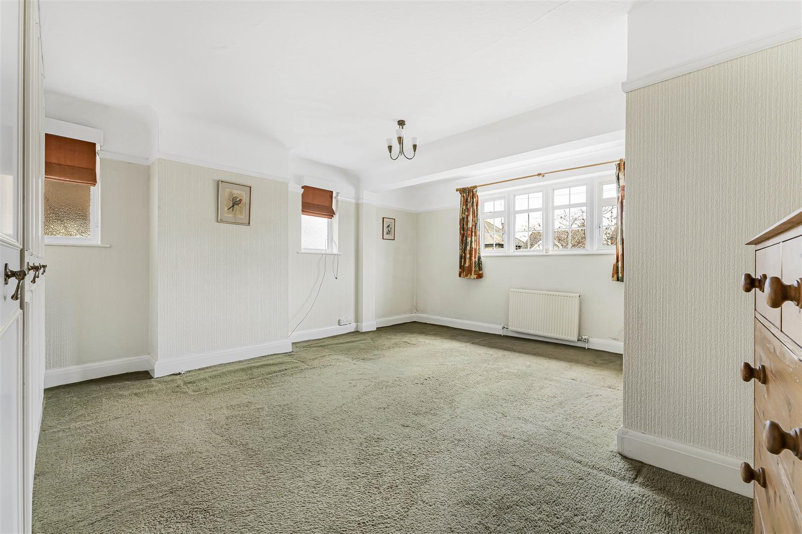 Property Image 455c87b8-1154-45d2-81fd-03790a9fefcf