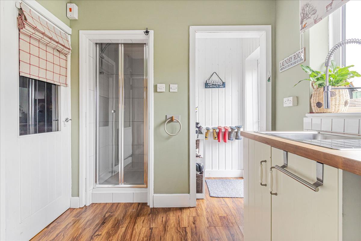 Property Image 455cb9a5-7650-4e80-b01c-12bf6cc7c97d
