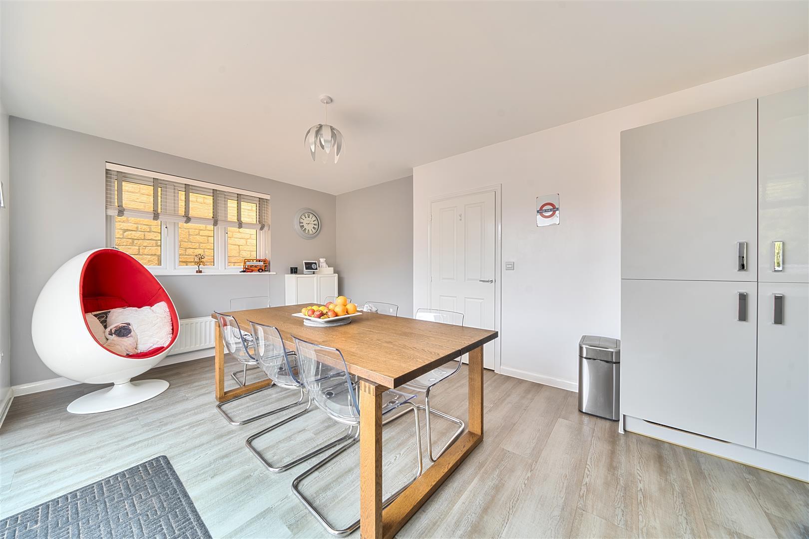 Property Image 455ee342-3519-4ea1-a1f1-93f7c3c4ab6d