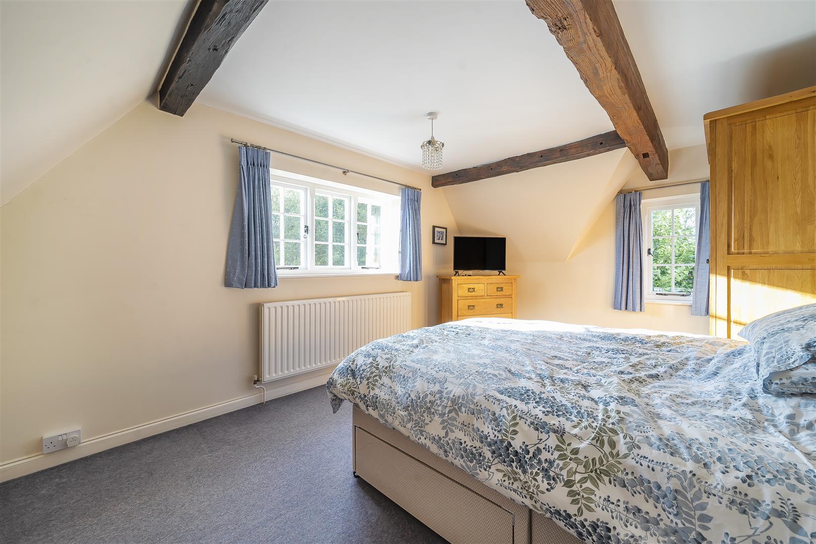 Property Image 456f28fb-09a0-4035-87e3-d909d4f38cb4