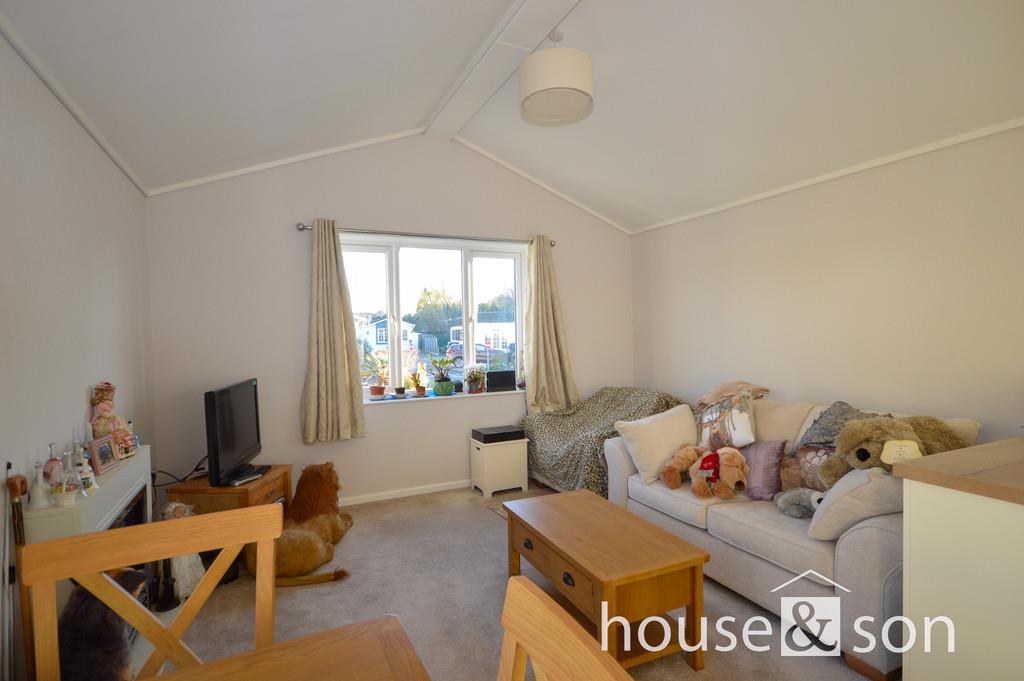 Property Image 45768059-5a47-4cfa-82d3-c7123cf4fdec