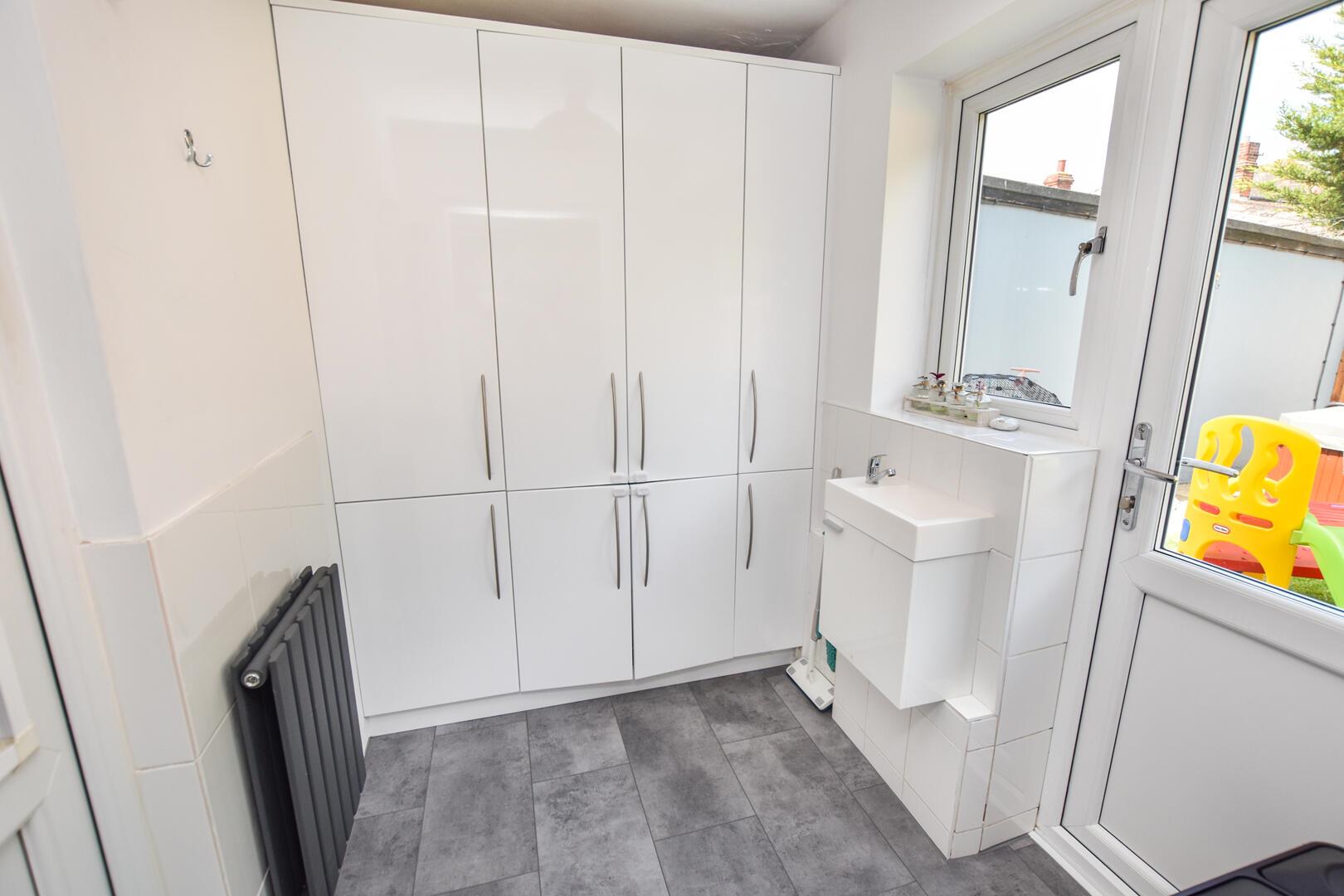 Property Image 457ecd2f-74ee-44e2-99c6-f8e457ed2228