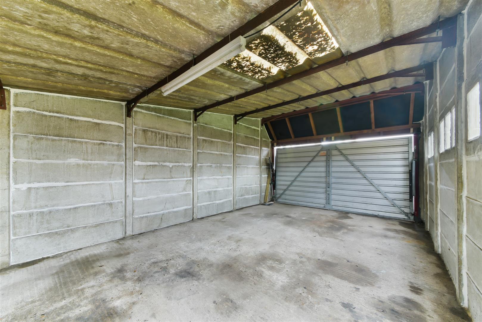 Property Image 4584ec46-bf7f-4c4b-a49e-116a0f2e3625