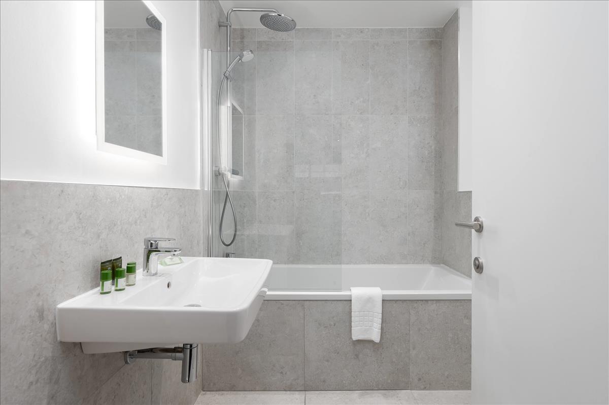 Property Image 45927ddc-60d5-4ac3-a293-57a6cccd46c4