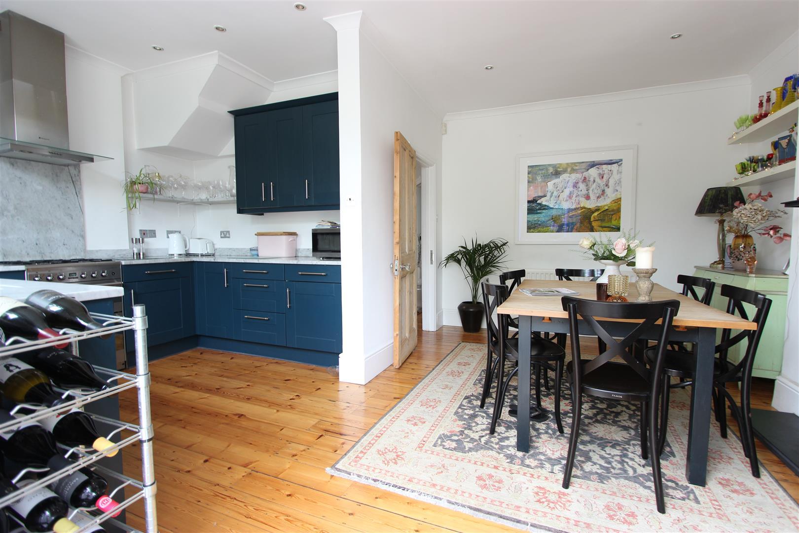 Property Image 45972e18-70f5-4142-aa0a-b428ddf80038