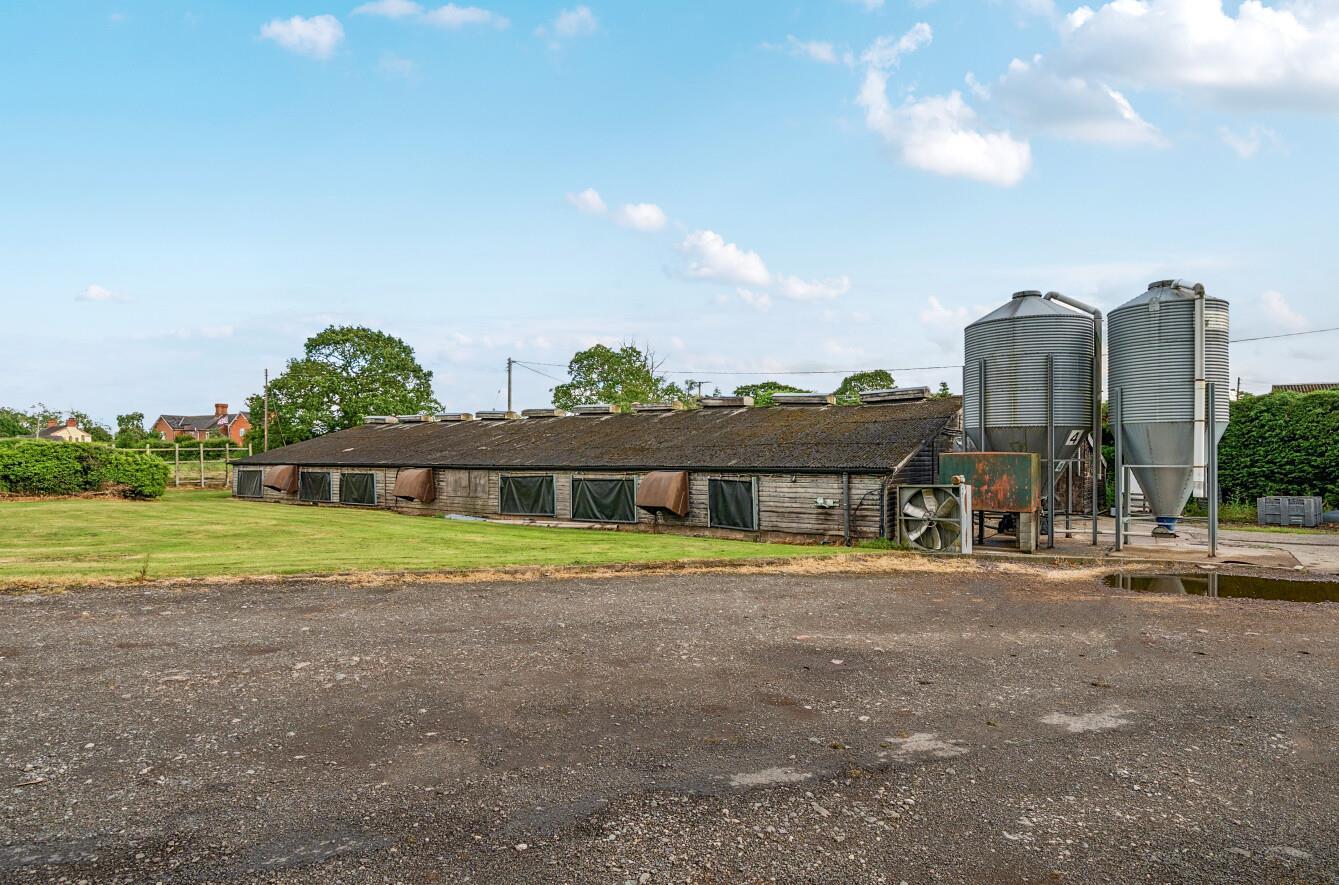 Property Image 45a02d9f-0a0f-4801-9f26-5d668611b81c