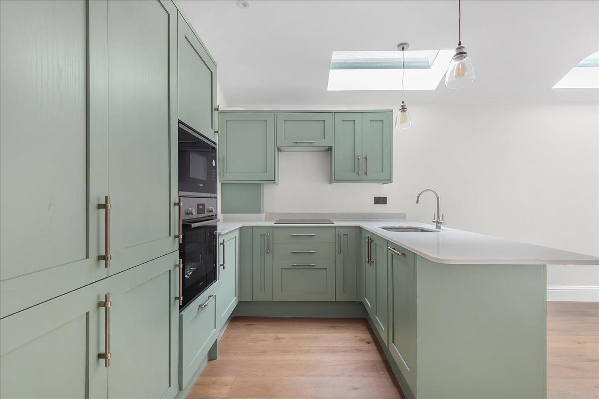Property Image 45ae956e-7be7-49aa-8a4e-65c9f24c1c85