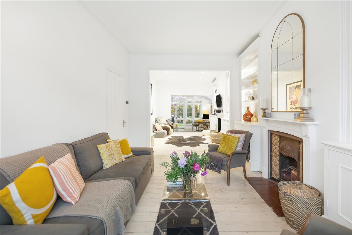 Property Image 45b0d8d6-95f1-4da3-99c9-7e6332744a2c