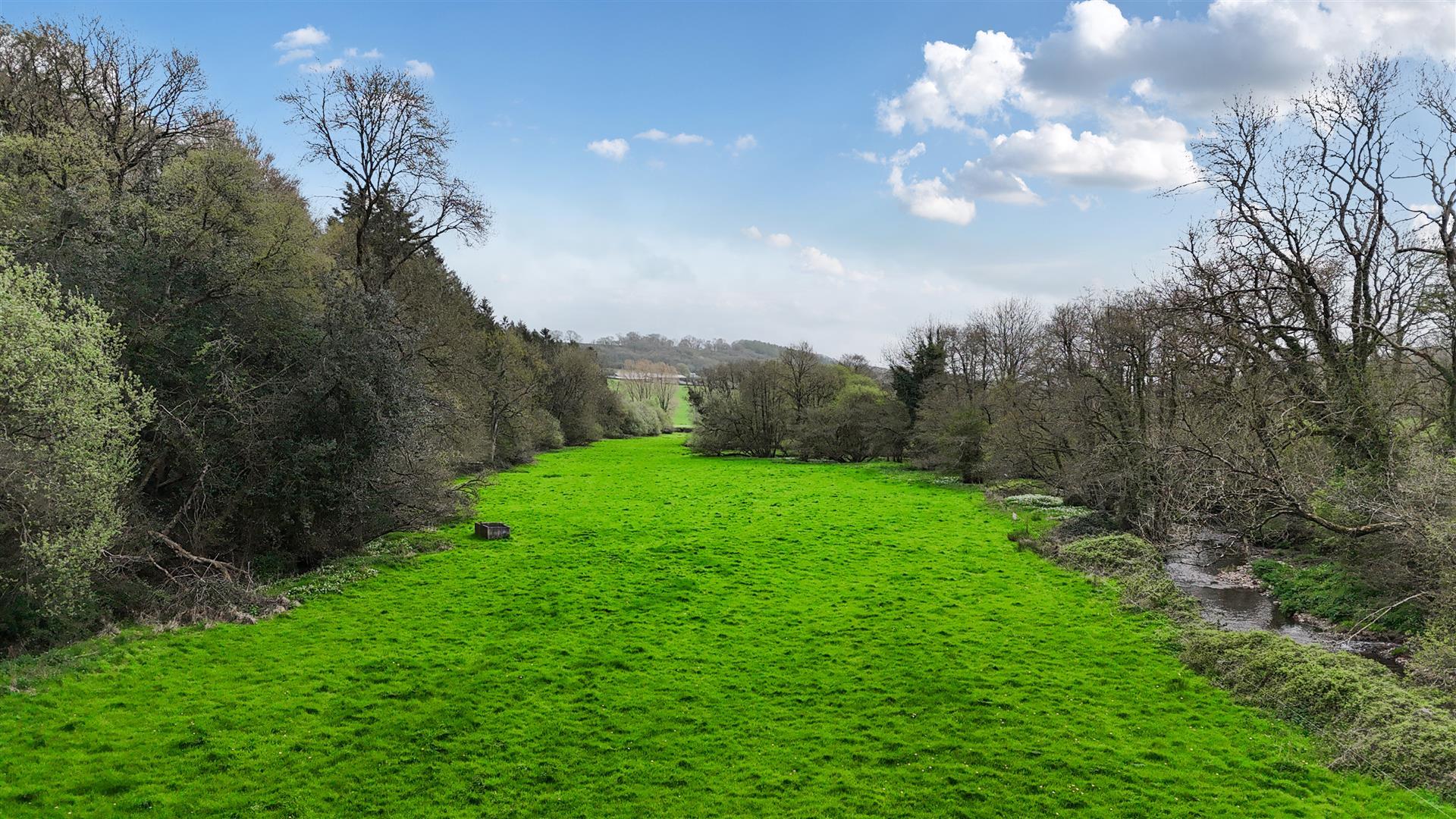 Property Image 45bca826-3c39-4a6a-a511-a1415943bebb