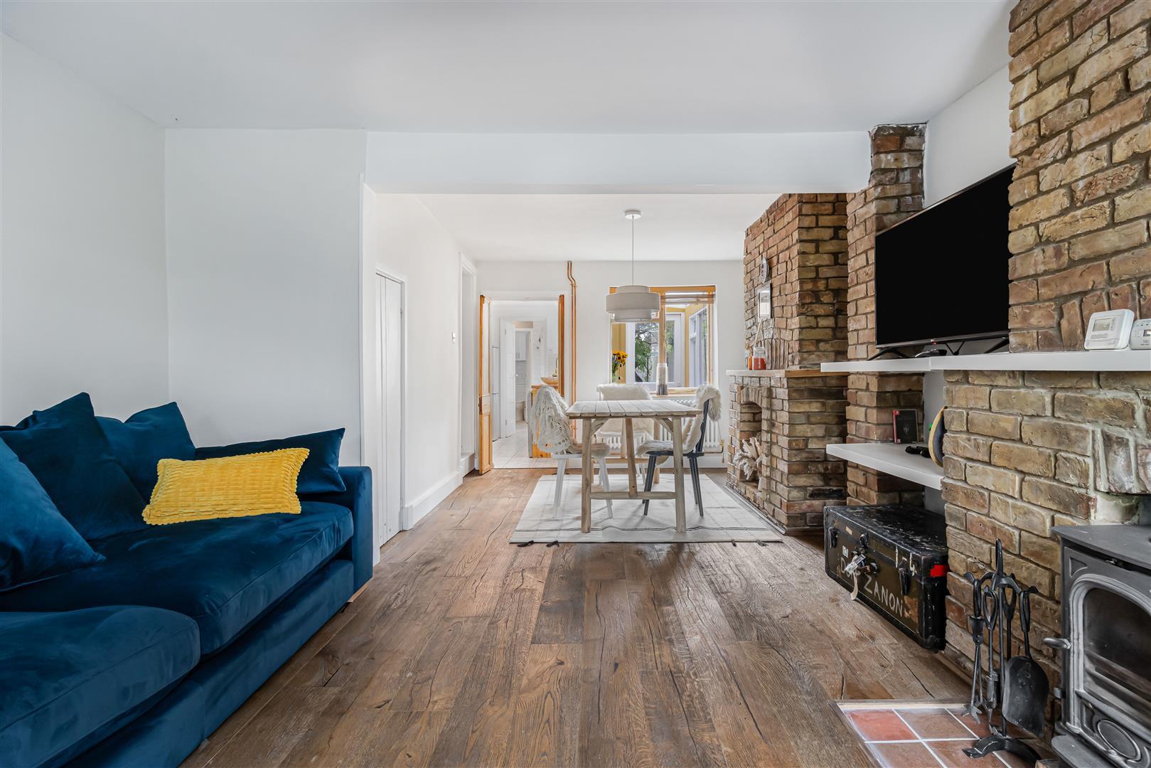 Property Image 45bcd30e-f2bb-4ae2-bfa9-823488952c79
