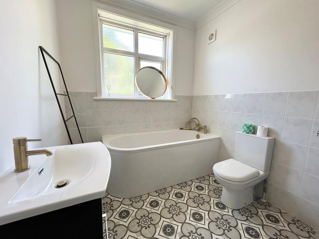 Property Image 45cbf96d-0261-4f88-88c2-e1bb3d151bc6
