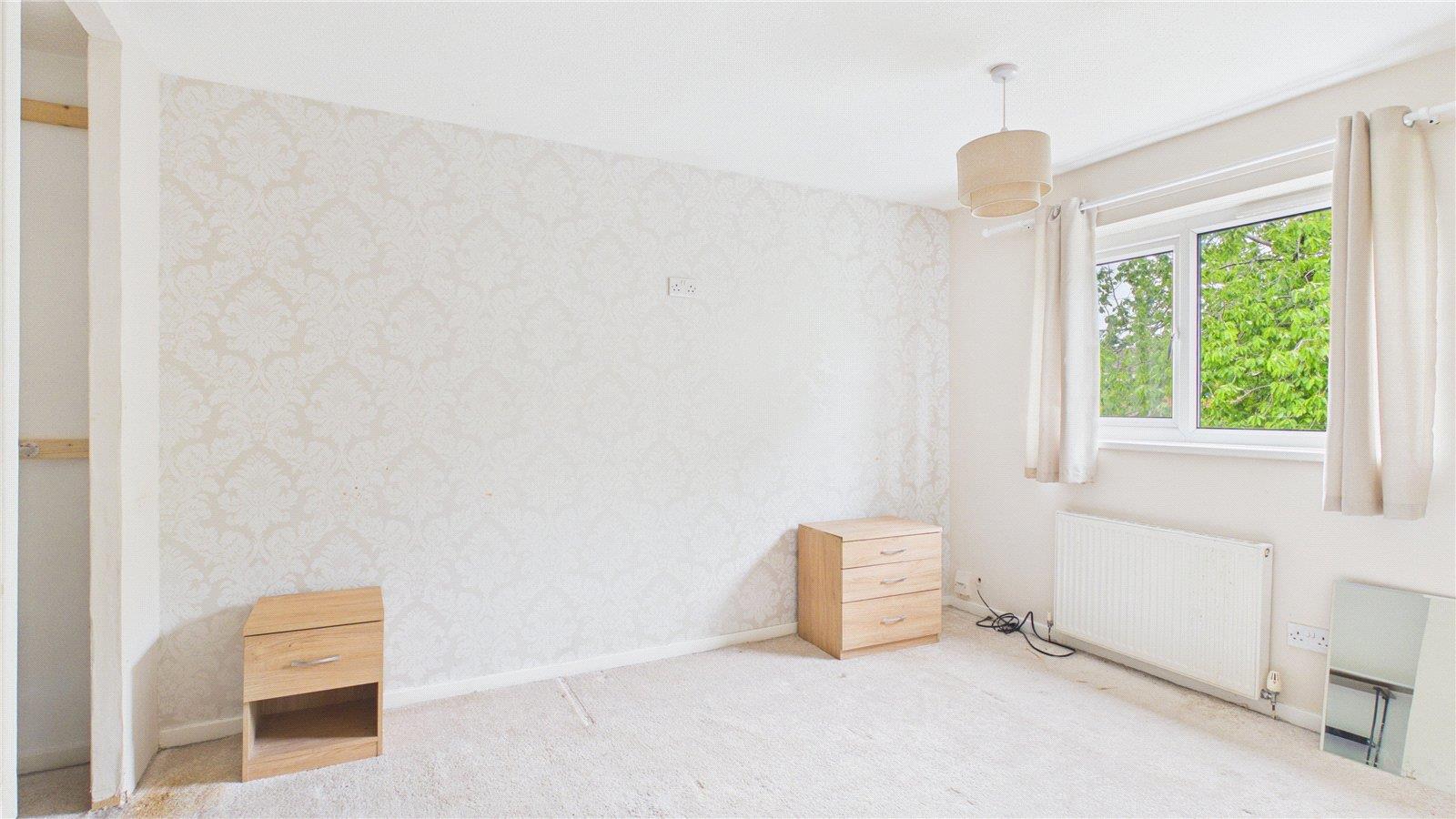 Property Image 45e36240-b46b-4dbd-9de7-5f255bf6e699