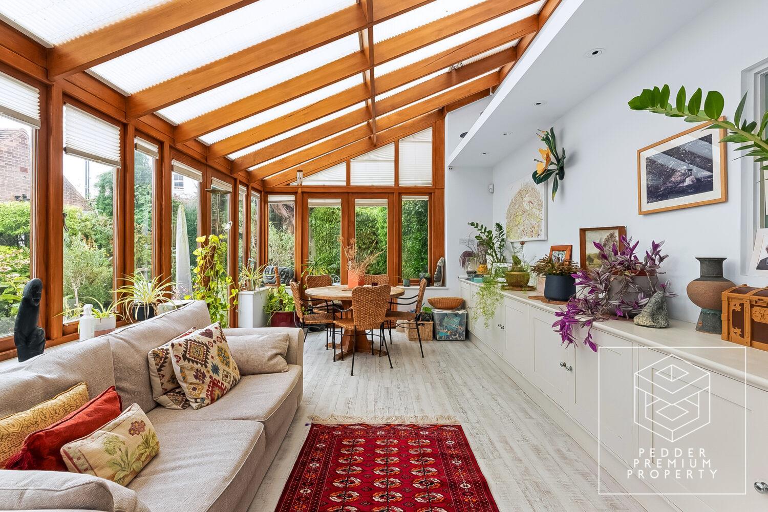 Property Image 45eb7f66-a811-4f3c-bffc-7ba2f3743b24