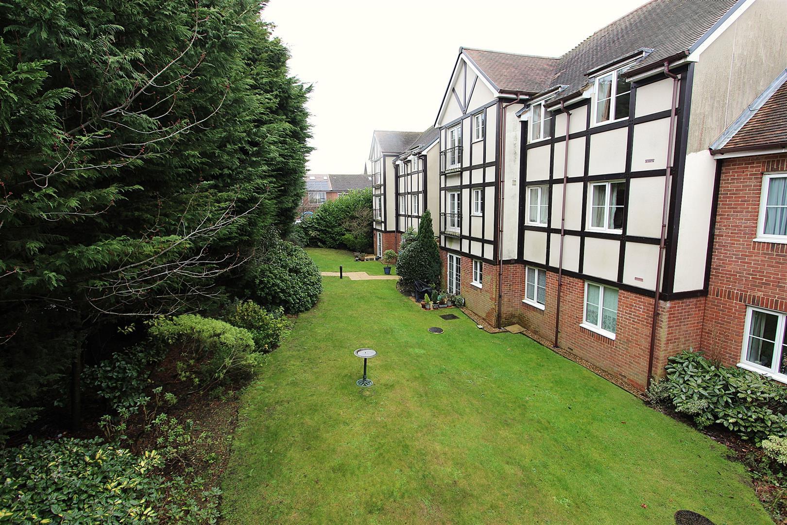 Property Image 45fdc9e5-c37e-4e0e-b18e-87c65c1c4d5c