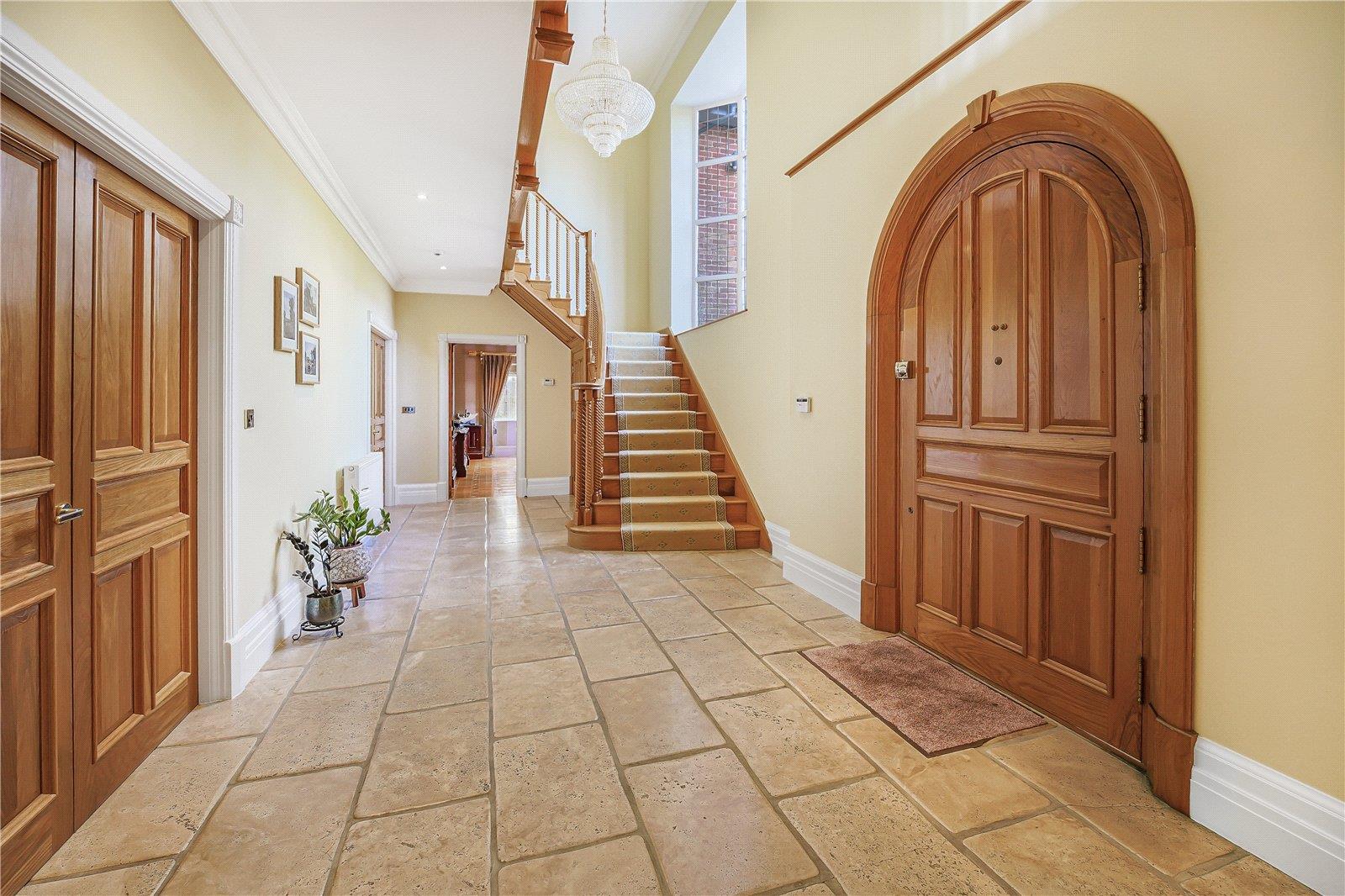 Property Image 460ab8a8-12b5-4c63-8584-94a257e1d5bb