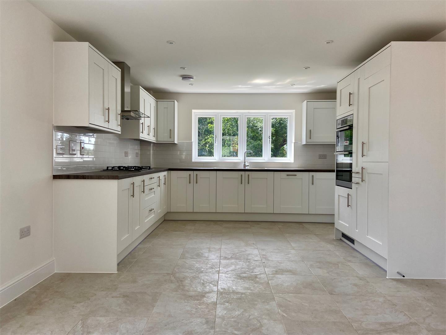 Property Image 4610c4b4-815c-4ff2-b5a6-d1f9df0fc9a7