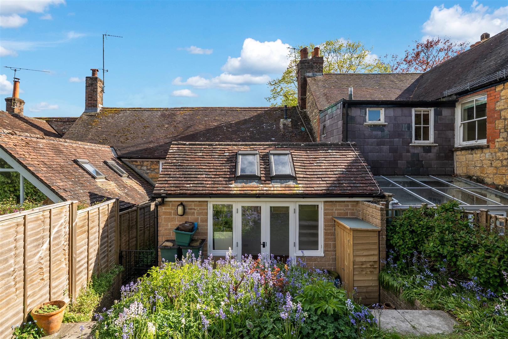 Property Image 46299adf-cc9d-4e35-adea-a370743bd358