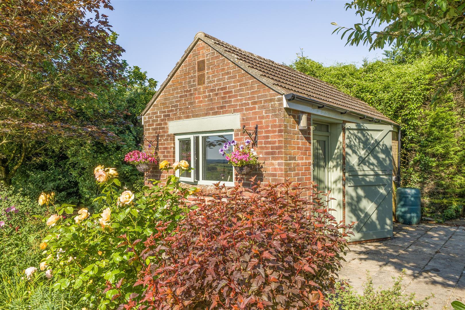 Property Image 462a4b39-1dcb-4f37-bfc2-0eee50e604de