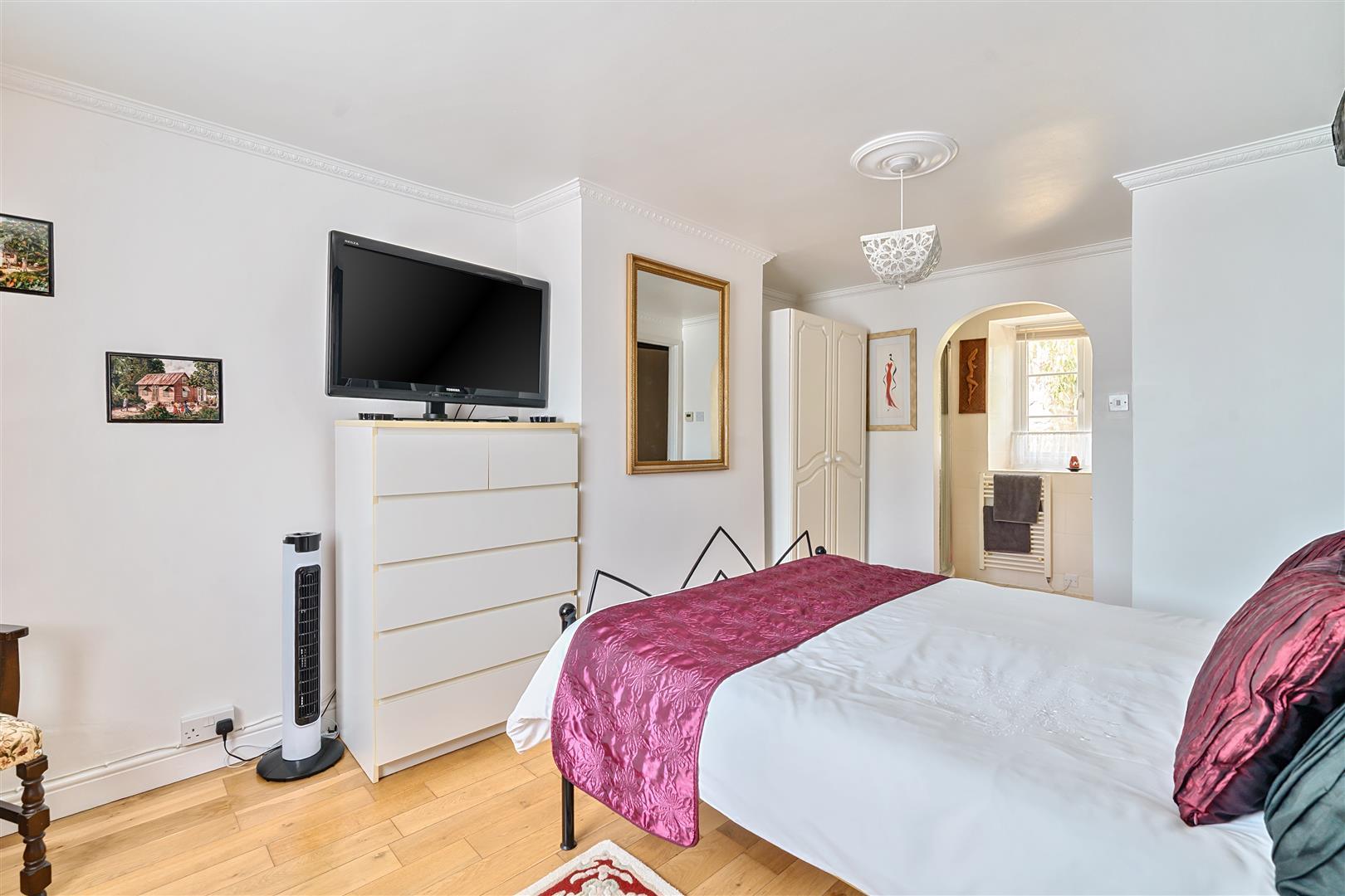 Property Image 464a19a3-1011-45d8-9feb-d2e5550324b5
