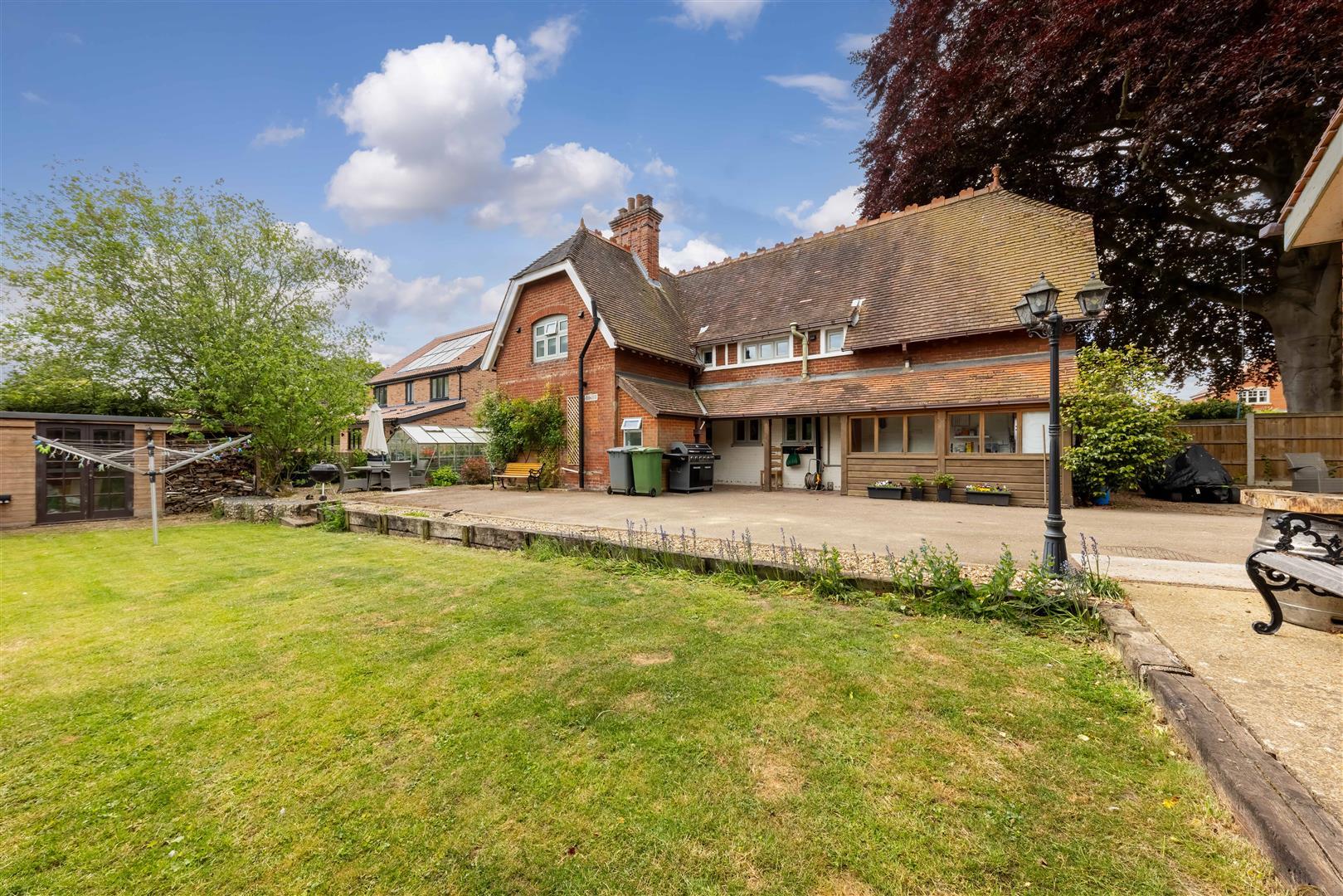 Property Image 464cb189-40ad-423c-9422-c6b1b2d6bbc0