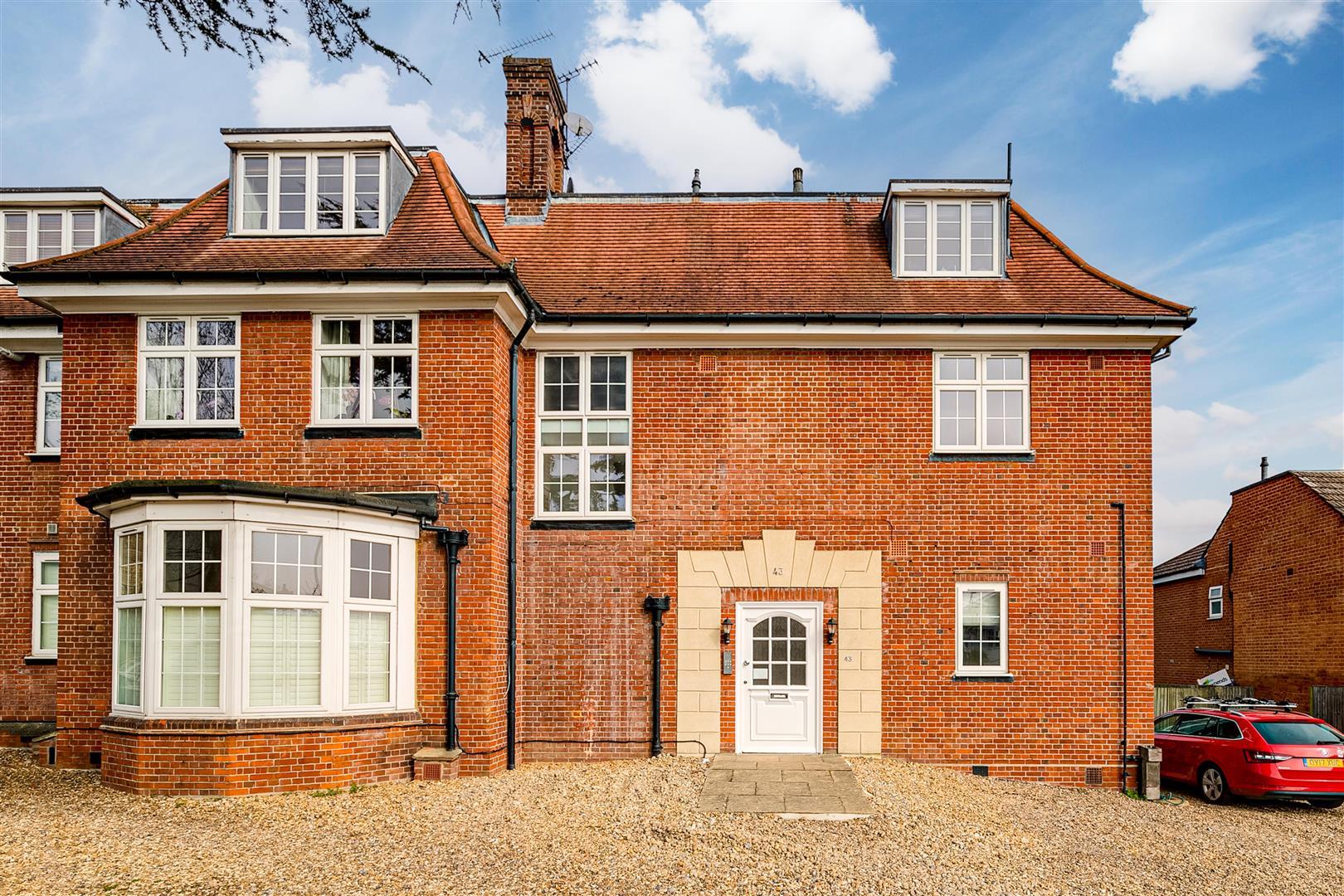 Property Image 46540057-0ac1-4912-a3da-3ebfd32ff231