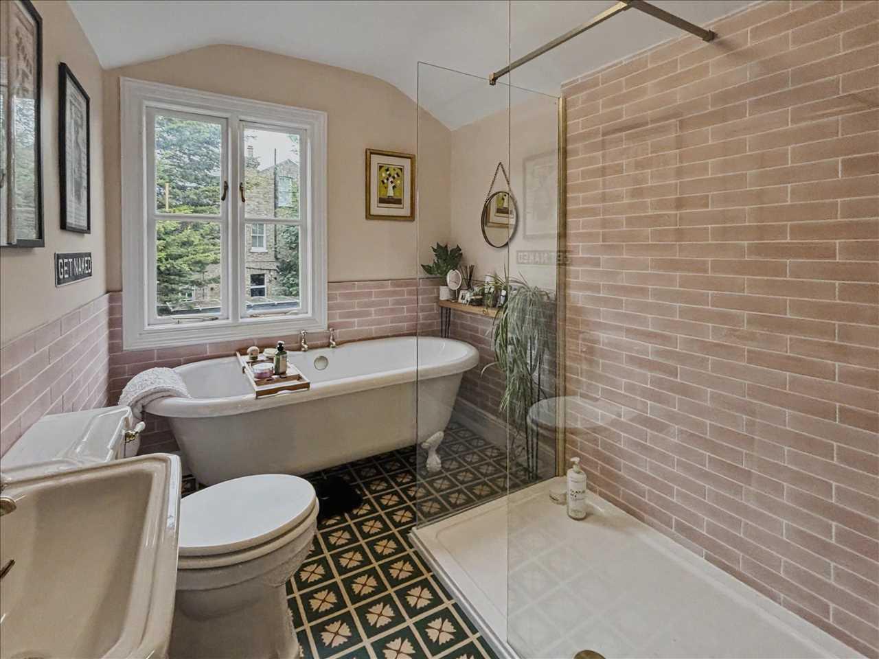 Property Image 4660e963-2938-44b2-b0a8-e12f4f9184fb