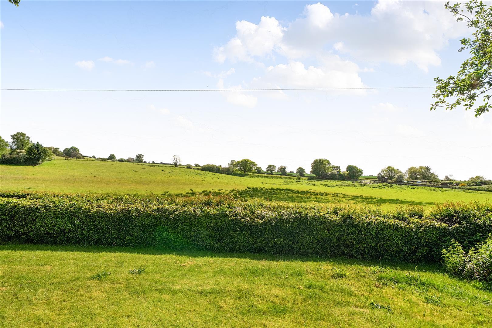 Property Image 467735ed-3727-4a70-94a4-9294cf752e58