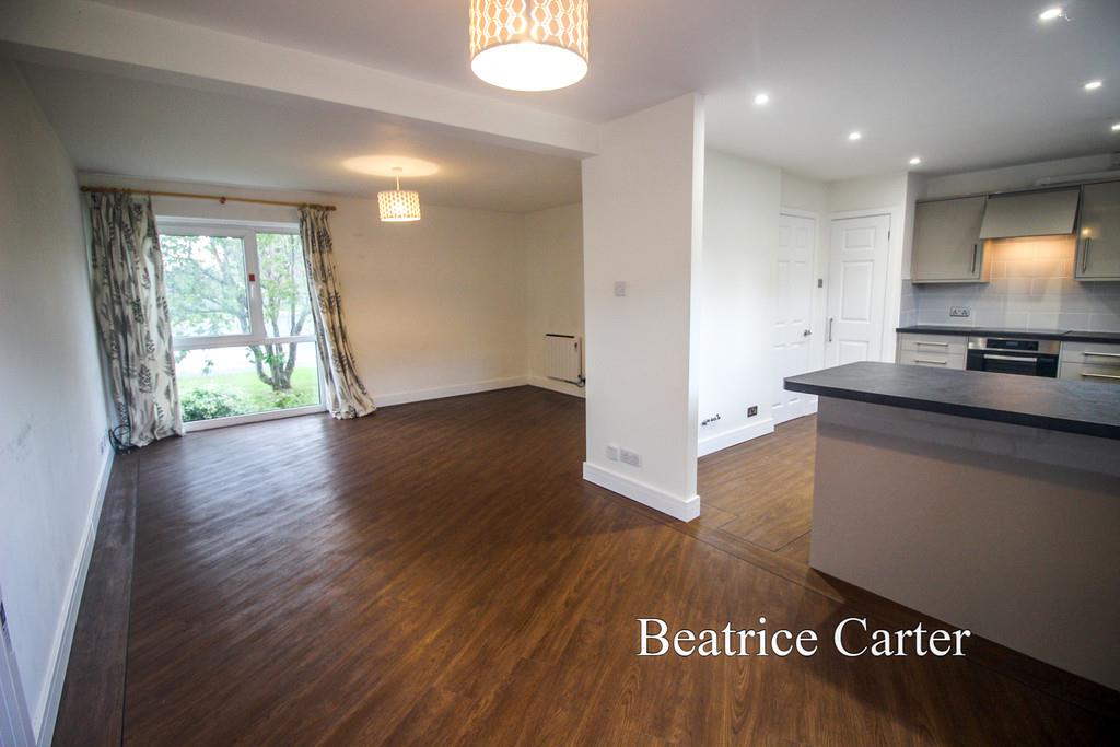 Property Image 4699ea04-63c3-49f7-a3a9-025578e17175