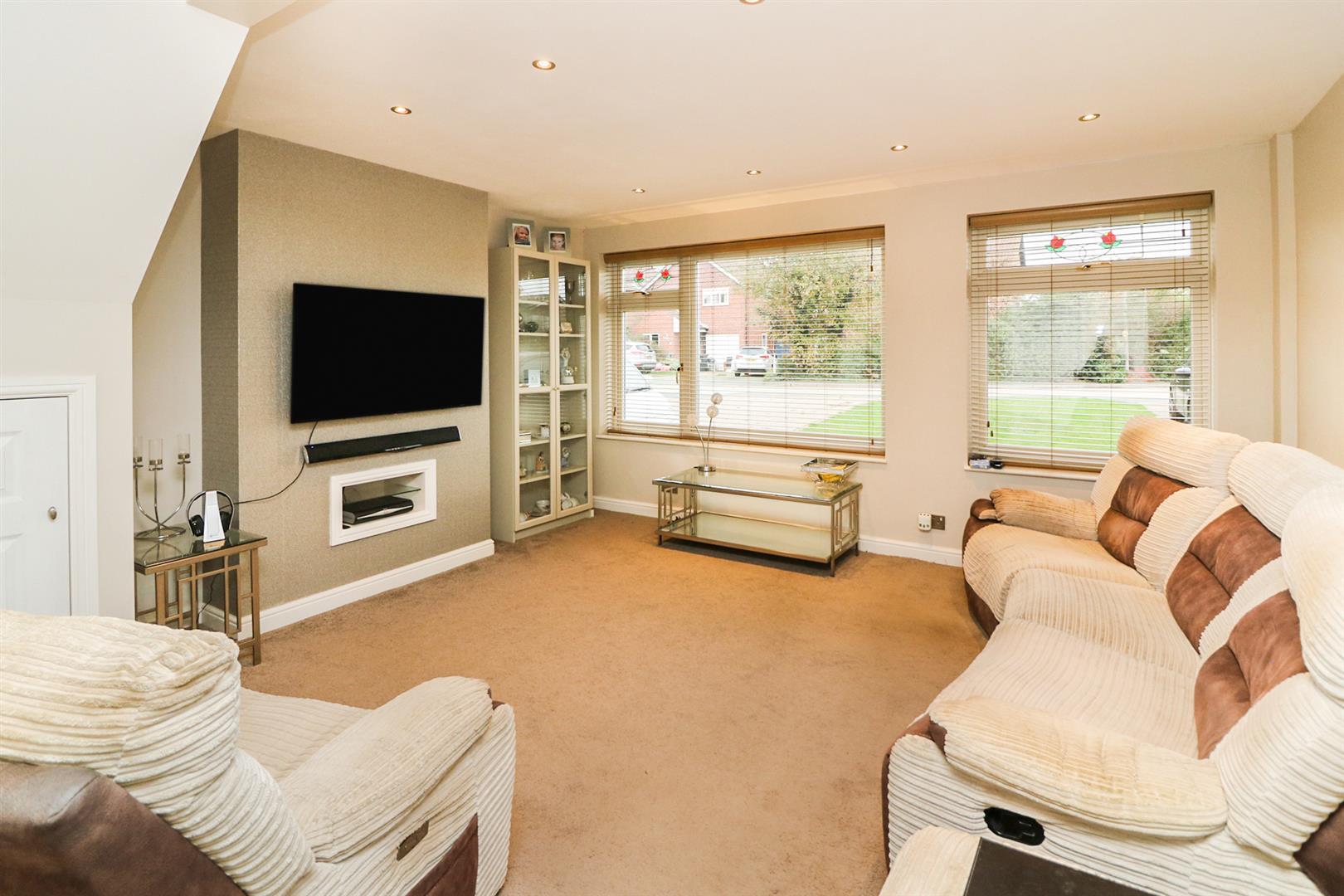 Property Image 46b7a6a1-a716-4c11-9b3f-8d70f1893116