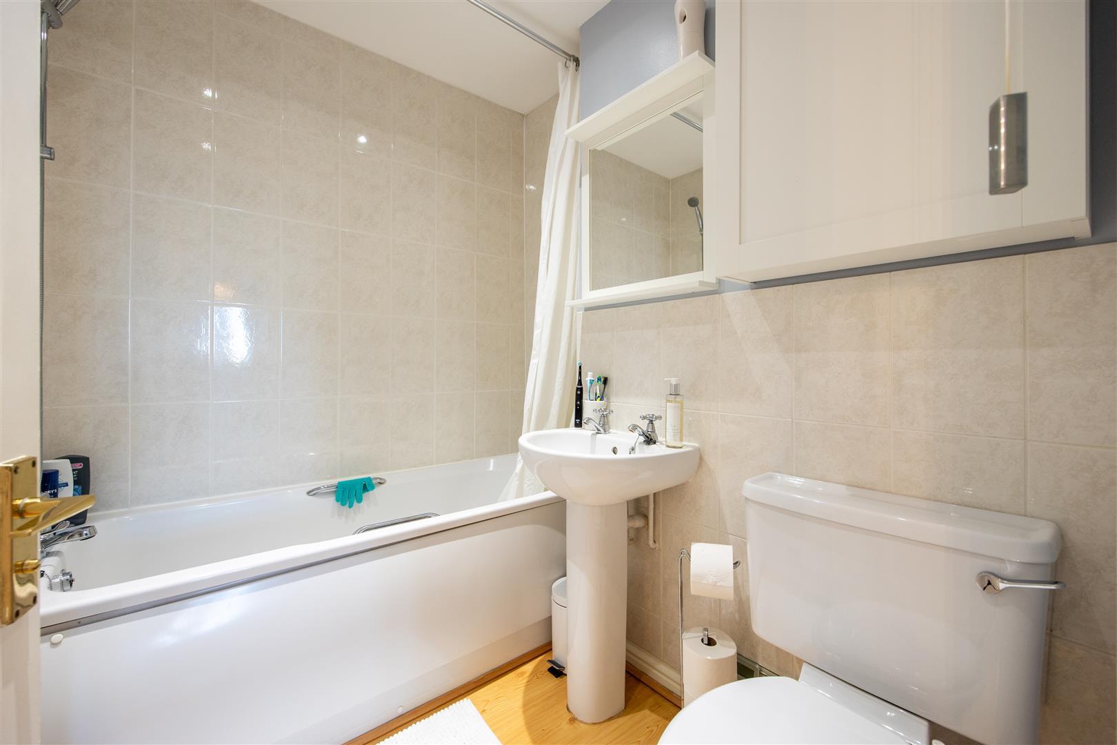 Property Image 46bbee13-0115-4800-9daa-434264f2200b