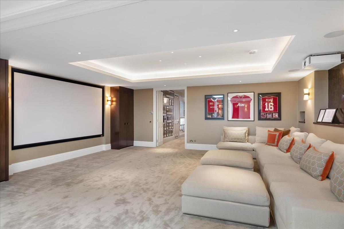 Property Image 46c2cafe-598c-44f0-a9d8-385a7b3bfadf