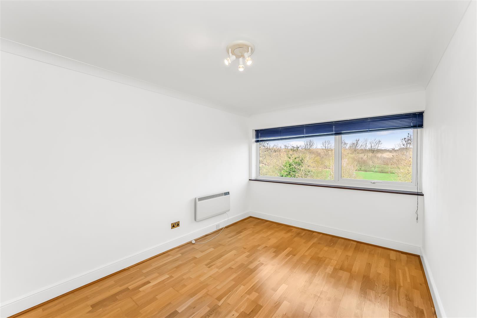 Property Image 46c349c9-5ca3-46e4-a7cd-9b0d1eba18f2