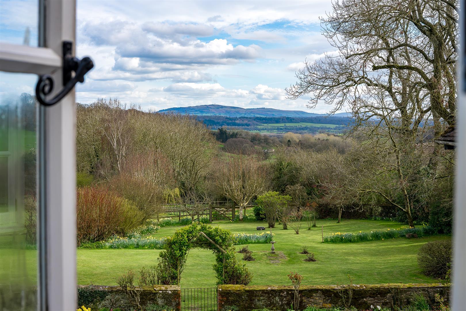 Property Image 46cad3fd-2a5e-491c-bf28-60924ca38b8d