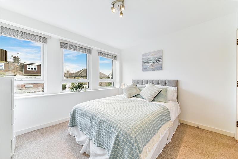 Property Image 46d8eba4-870f-46d9-bda1-8c9ec3d2fb04