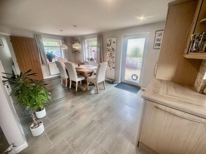 Property Image 46de6548-f5d8-45fe-b7e0-2259b3c633a4