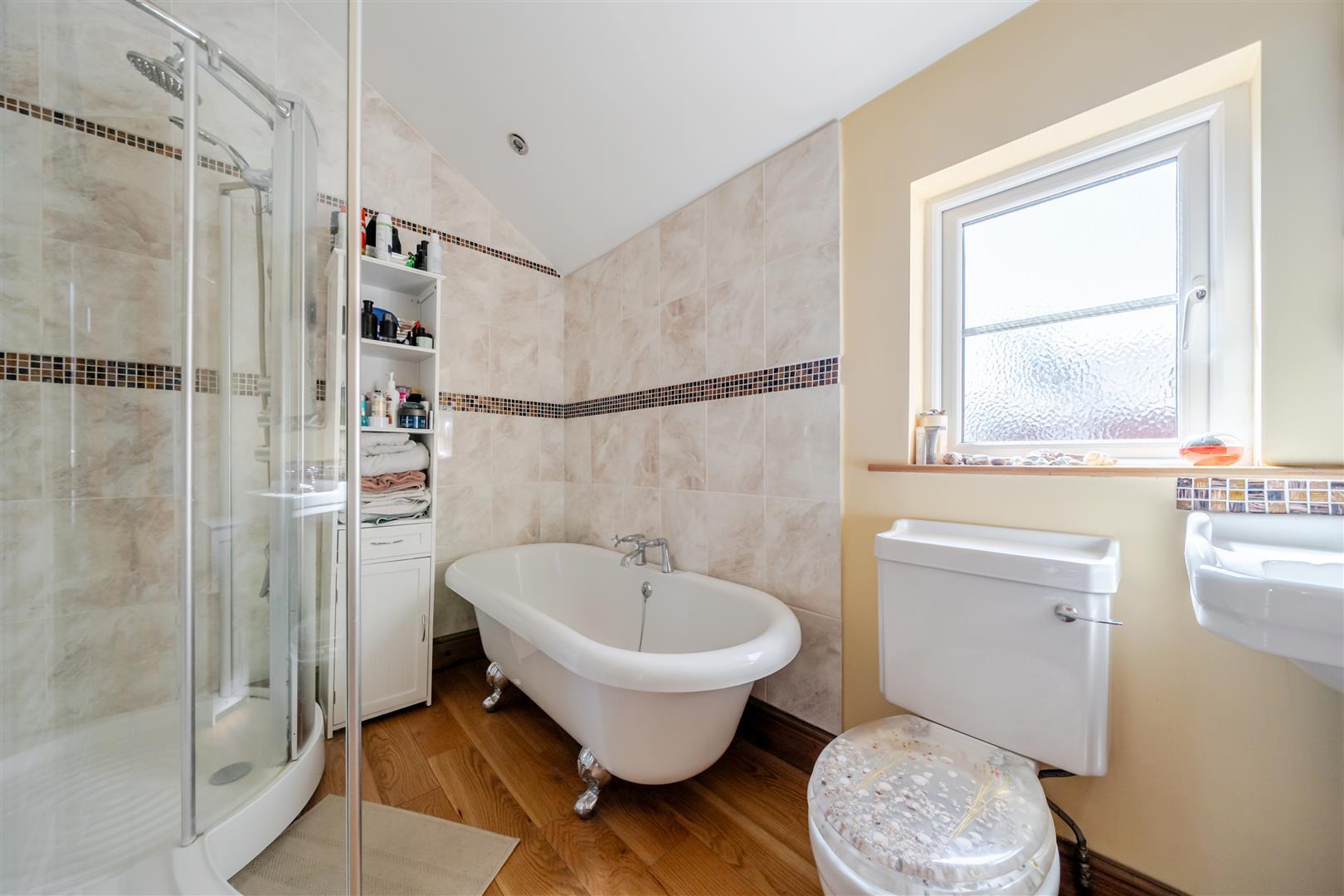 Property Image 46eb2aed-be85-44d5-833a-8e01b41f650c