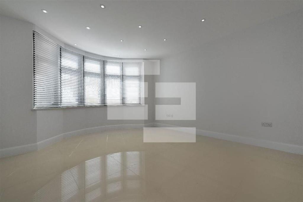 Property Image 46f553c6-87aa-42b6-a6c2-df771e0cd08b