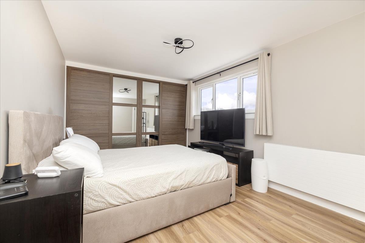 Property Image 46fe60f9-b363-407b-b023-2057293e53ec