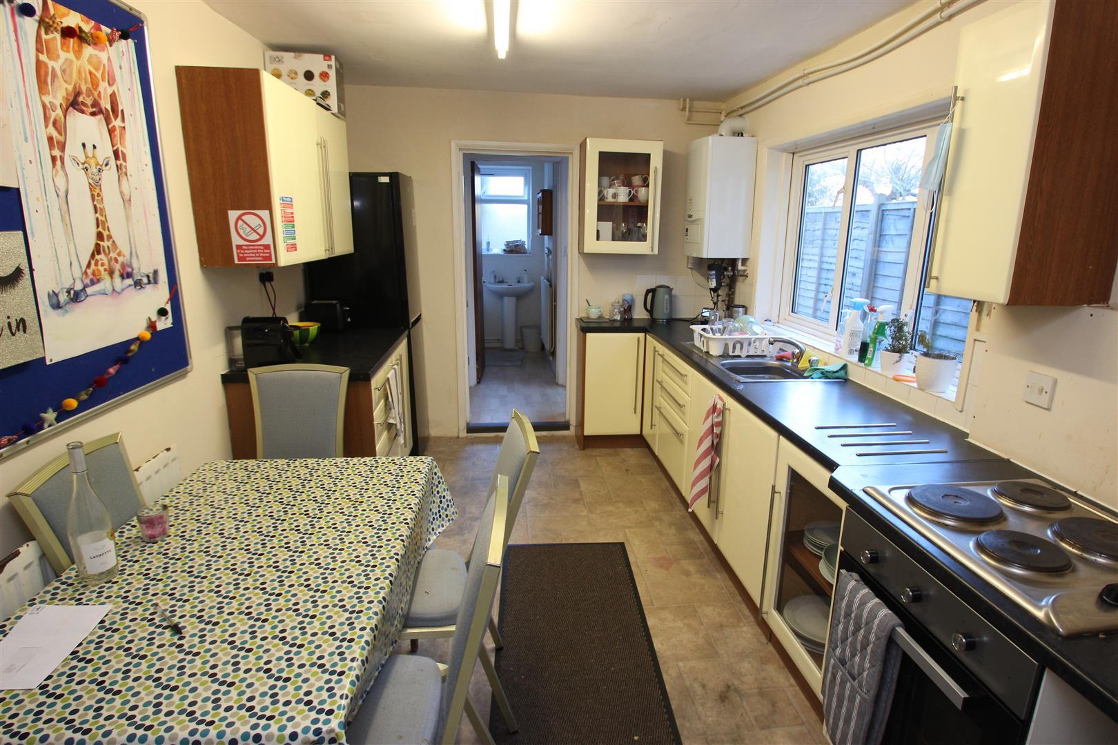 Property Image 46fefa34-87ca-449d-adf2-017022f0af00