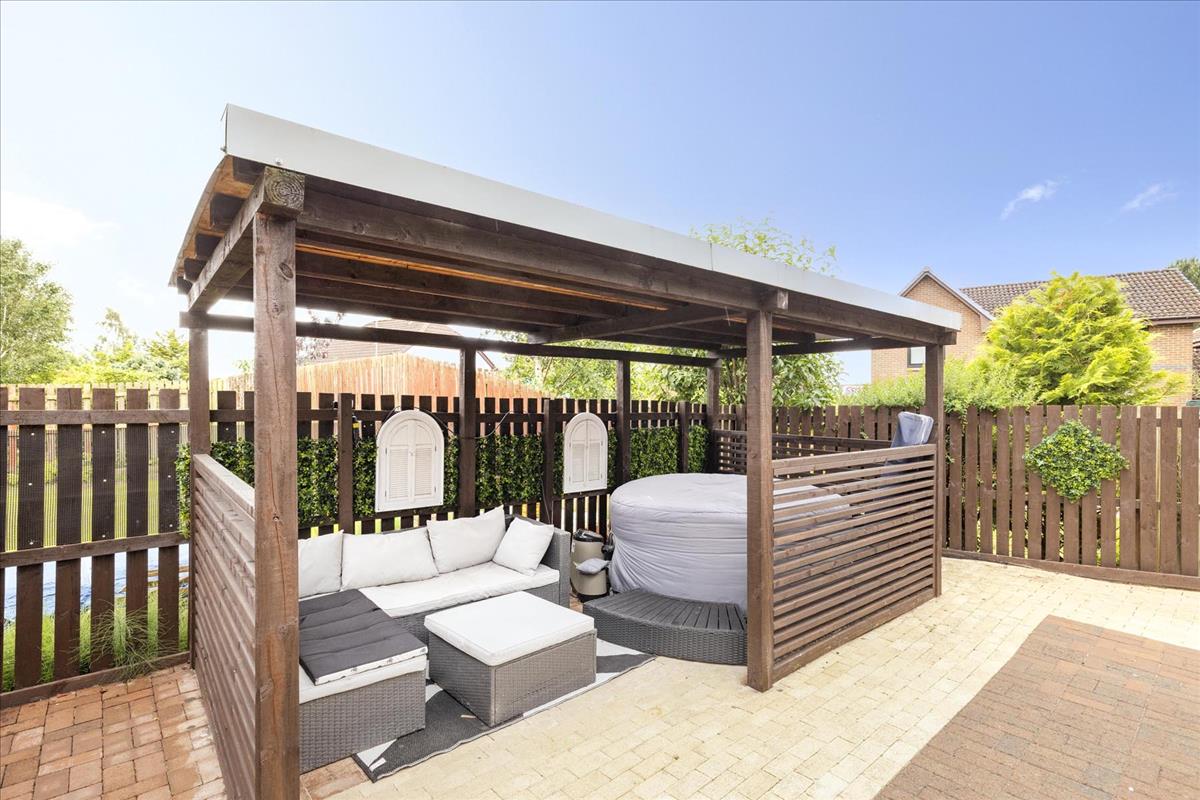 Property Image 4701fb16-c6ff-4057-8d36-e127a9a73478
