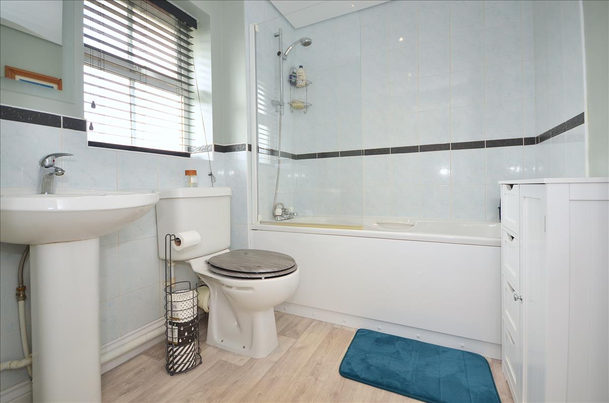 Property Image 470fb358-587b-446c-9164-7a5b8448e4a6