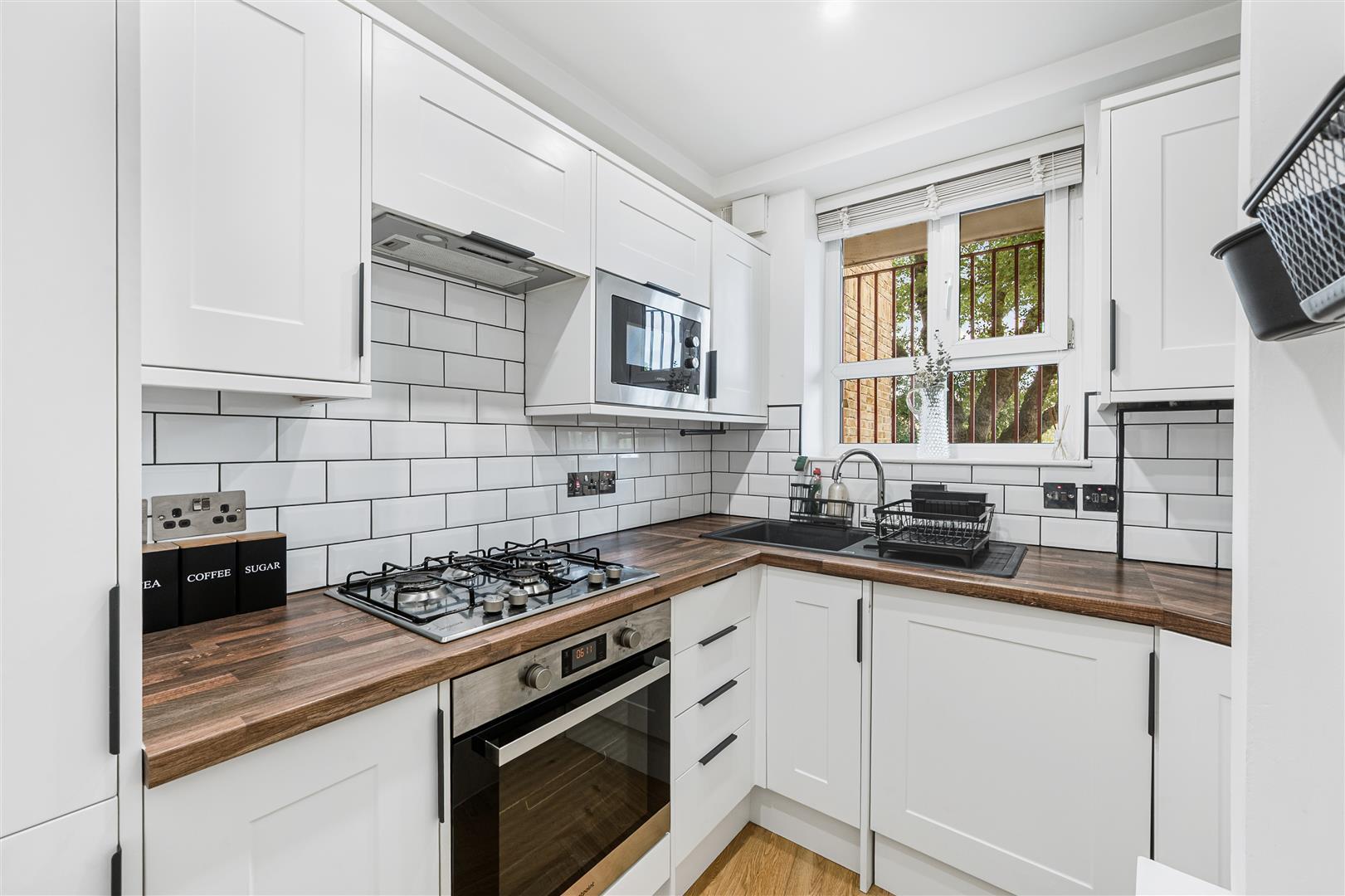 Property Image 4717df85-90af-477f-8aa9-a9f50b5d3d06