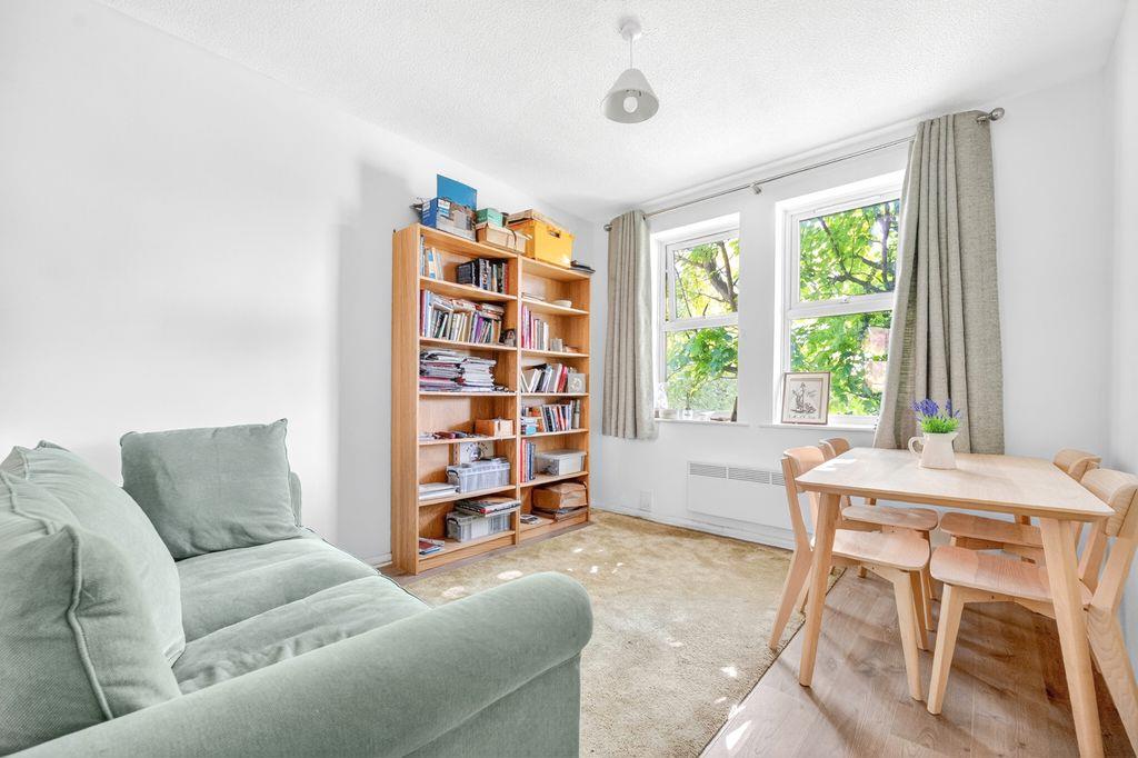 Property Image 47428b06-15c8-4e84-845e-4383a3172a9e