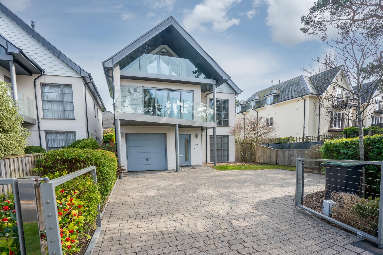Property Image 4759d0c2-dfc1-430c-aeb4-d00378c829c7