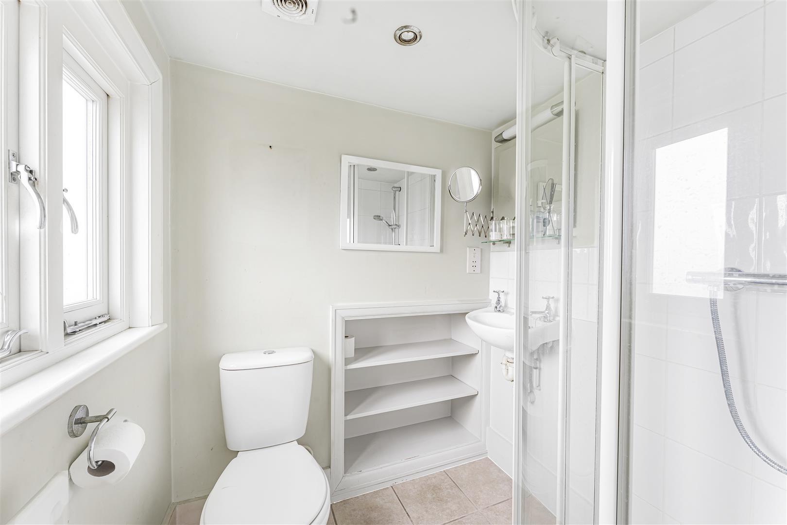 Property Image 476d22f1-3d4b-44fd-8bf4-d1440f93b2bd