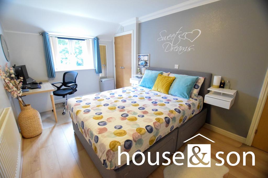Property Image 477aca83-3e4a-4288-af20-269f59ff1077