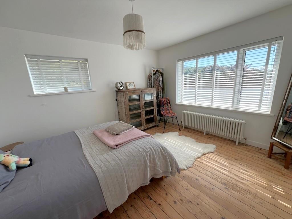 Property Image 479dad3e-c0de-40d5-aab7-eee2df93c71f