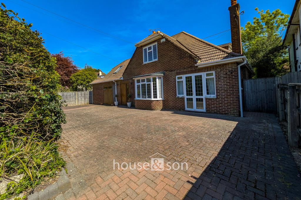 Property Image 47aa4965-49d1-4905-8b84-40b1107f5604